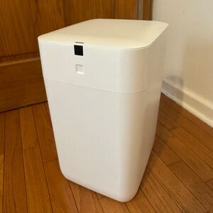 Airdeer automatic trash can + 3 refill bags